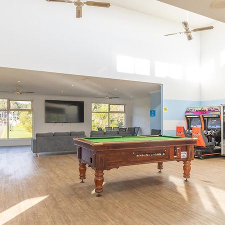 Nrma Warrnambool Riverside Holiday Park Экстерьер фото