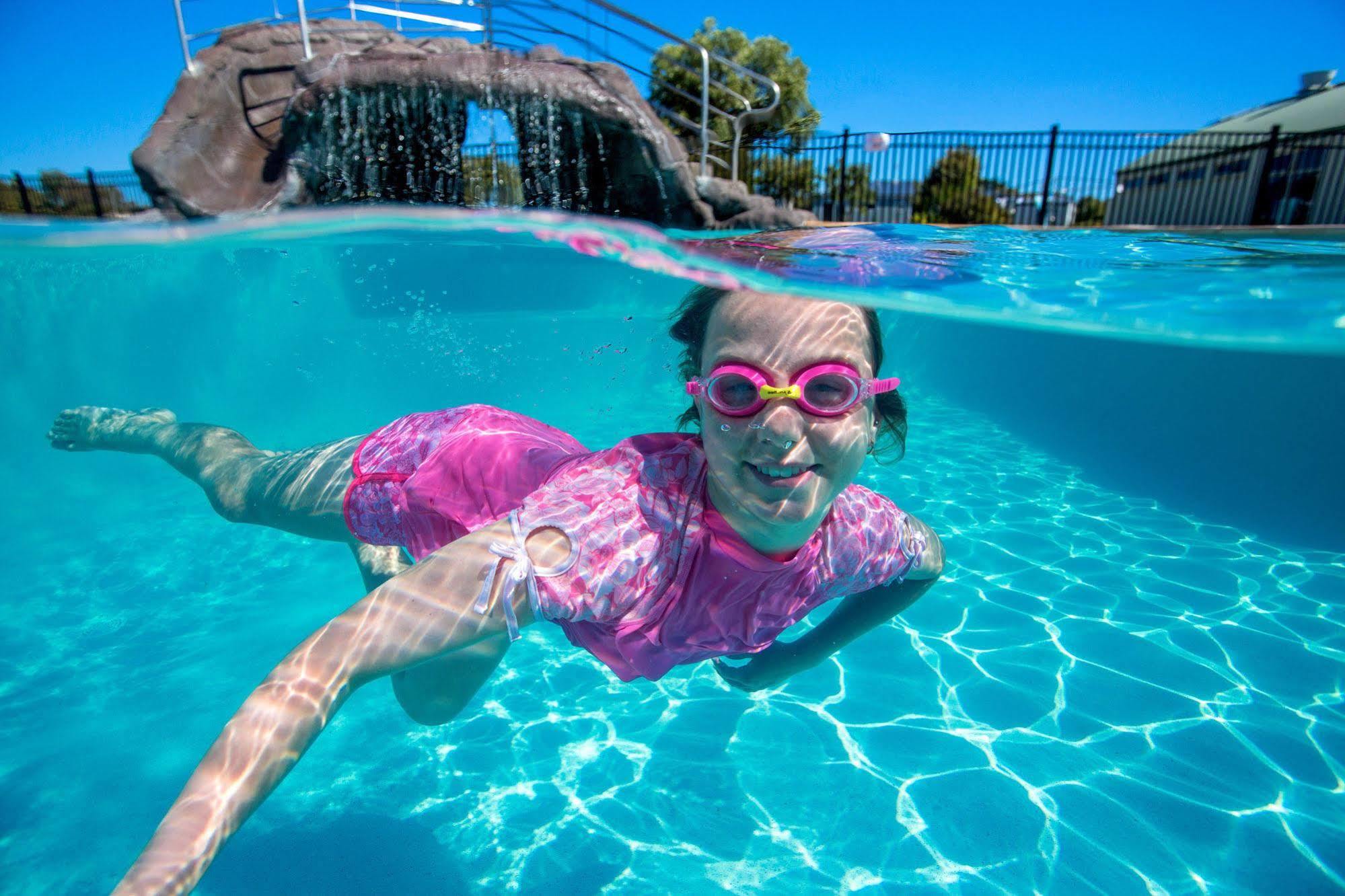 Nrma Warrnambool Riverside Holiday Park Экстерьер фото